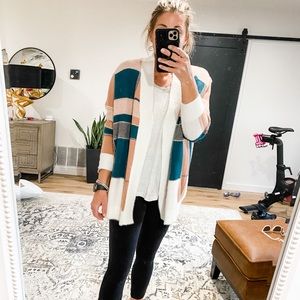 DREAMERS Colorblock Cardigan s/m EUC
